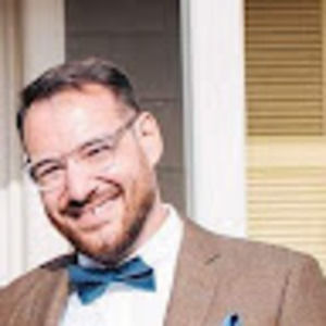 Meet your Posher, Louis